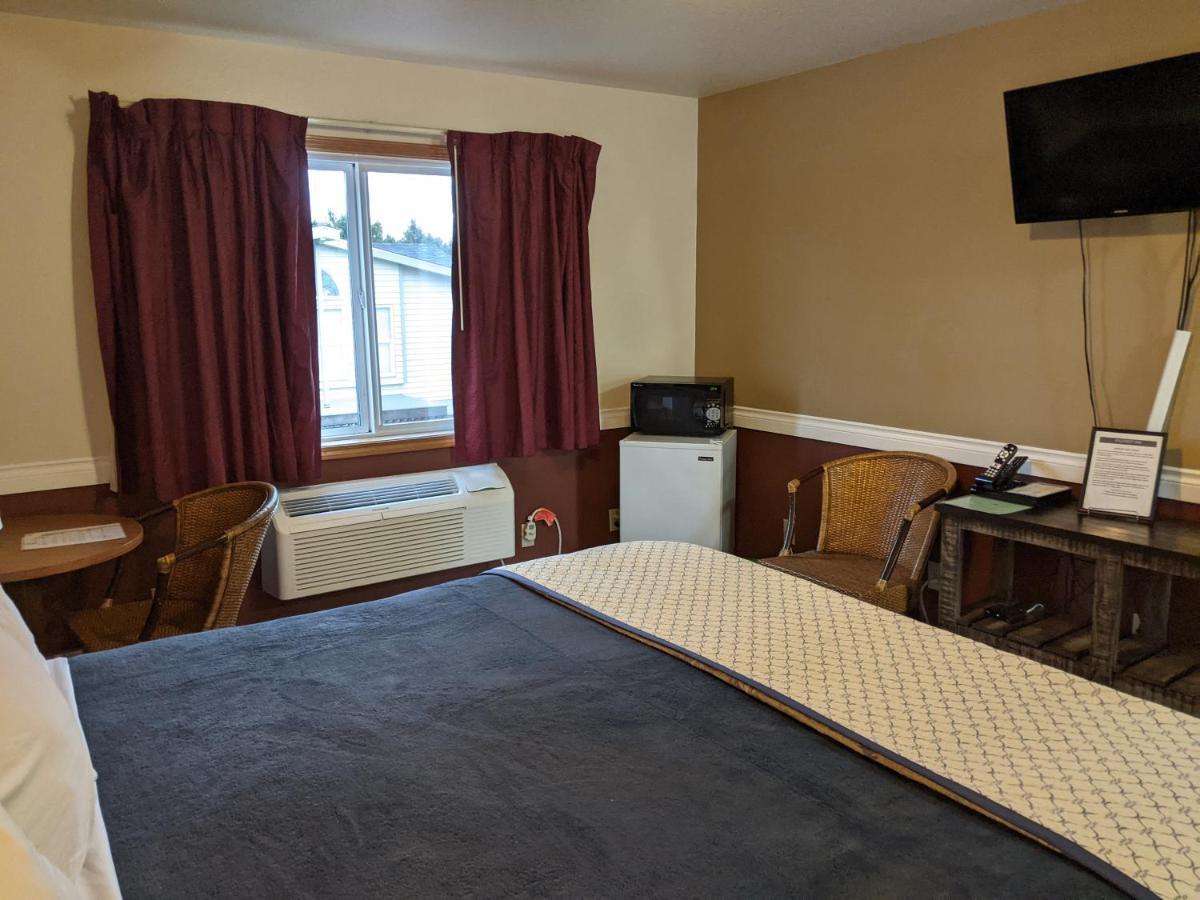 Hillcrest Inn Seaside Ngoại thất bức ảnh